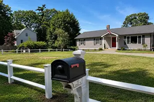 102 Kimball Rd, Amesbury, MA 01913 - Photo 3