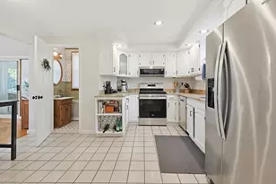 9 Commonwealth Ave, Dedham, MA 02026 - Photo 11