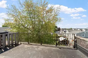 880 Broadway, Revere, MA 02151 - Photo 21