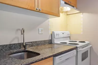 880 Broadway #5, Revere, MA 02151 - Photo 5