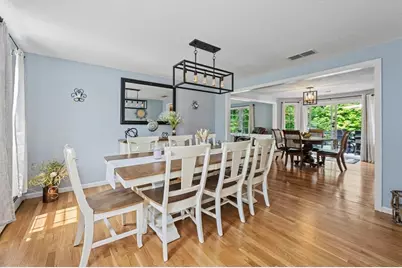 72 Heritage Rd, Dracut, MA 01826 - Photo 15