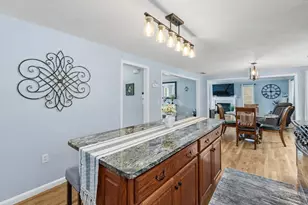 72 Heritage Rd, Dracut, MA 01826 - Photo 7