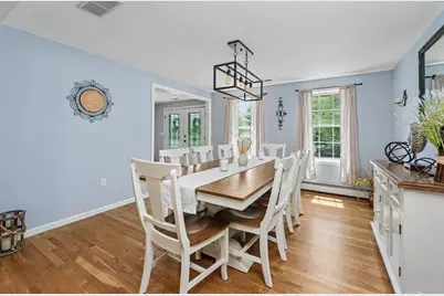 72 Heritage Rd, Dracut, MA 01826 - Photo 13