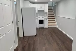 11 Aspen, Lynn, MA 01905 - Photo 3