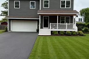 8 Emerald Ave, Westfield, MA 01085 - Photo 3