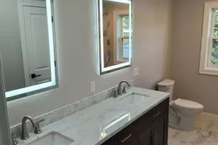 8 Emerald Ave, Westfield, MA 01085 - Photo 23