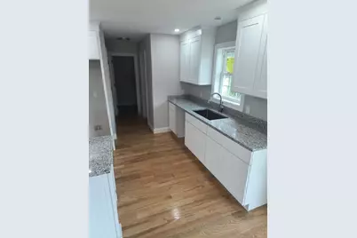 8 Emerald Avenue, Westfield, MA 01085 - Photo 7