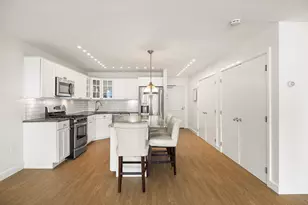 8 Whittier Pl, Boston, MA 02114 - Photo 3