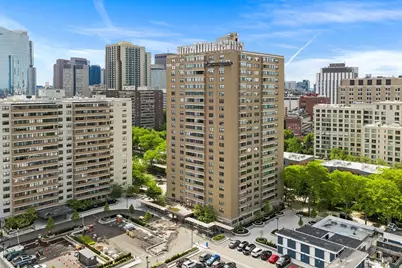 8 Whittier Pl #14F, Boston, MA 02114 - Photo 1