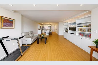 8 Whittier Pl #14F, Boston, MA 02114 - Photo 7