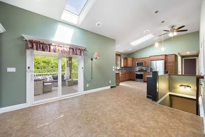 67 Robak Drive, Chicopee, MA 01020 - Photo 5