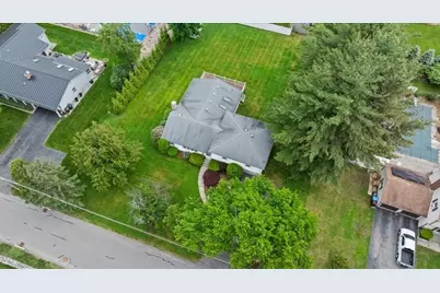25 Curtis St, Auburn, MA 01501 - Photo 33