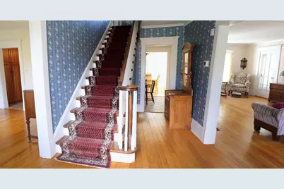 32 Spruce St, Westfield, MA 01085 - Photo 5