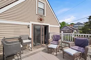 27 Billows St, Winthrop, MA 02152 - Photo 15