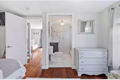 27 Billows St, Winthrop, MA 02152 - Photo 17