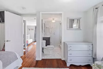 27 Billows St, Winthrop, MA 02152 - Photo 17