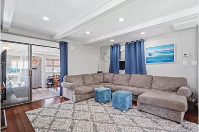 27 Billows St, Winthrop, MA 02152 - Photo 5