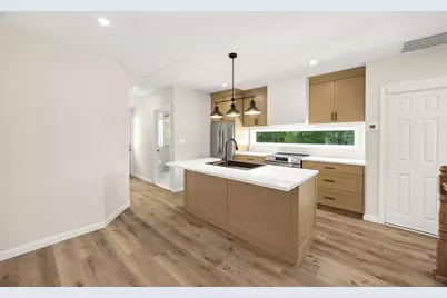 7 Somerville Ave, Braintree, MA 02184 - Photo 21