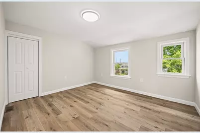 7 Somerville Ave, Braintree, MA 02184 - Photo 13