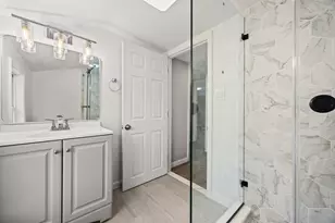 7 Somerville Ave, Braintree, MA 02184 - Photo 13