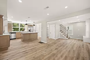 7 Somerville Ave, Braintree, MA 02184 - Photo 5