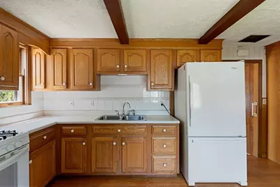 19 Butler Ave, Wakefield, MA 01880 - Photo 15