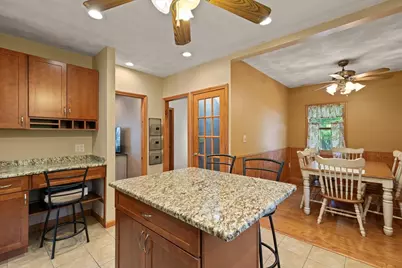 33 Ledge Street, Melrose, MA 02176 - Photo 9
