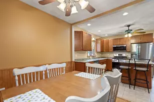 33 Ledge St, Melrose, MA 02176 - Photo 11