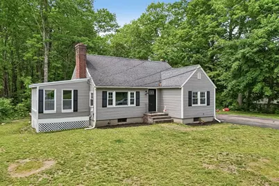 18 Carleton Rd, Leicester, MA 01542 - Photo 3
