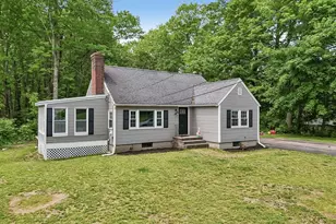 18 Carleton Rd, Leicester, MA 01542 - Photo 3