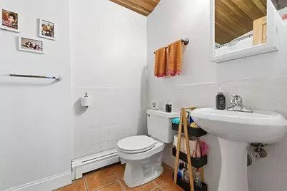 493 E 7th #1, Boston, MA 02127 - Photo 11