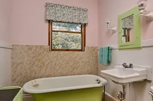 52 Knipfer Ave, Easthampton, MA 01027 - Photo 17