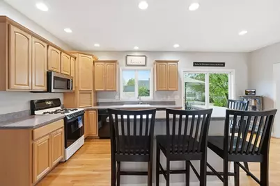 30 Wright Dr, Marlborough, MA 01752 - Photo 3