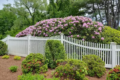 41 Laurelwood Drive #41, Hopedale, MA 01747 - Photo 3
