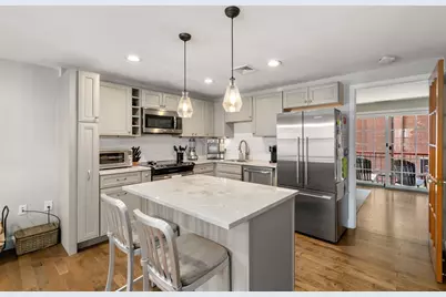 100 Main St #4, Boston, MA 02129 - Photo 5
