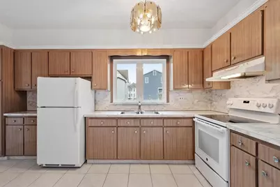 17 Tufts Avenue, Everett, MA 02149 - Photo 9