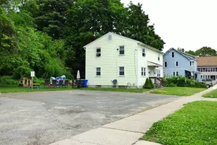 16-18 Daniel St, Springfield, MA 01151 - Photo 13