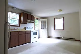 16-18 Daniel St, Springfield, MA 01151 - Photo 3