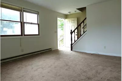 26-28 Daniel St, Springfield, MA 01151 - Photo 9