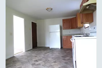26-28 Daniel St, Springfield, MA 01151 - Photo 5