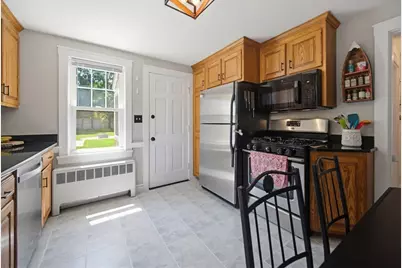 19 Holliston Street, Medway, MA 02053 - Photo 9