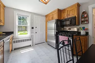 19 Holliston St, Medway, MA 02053 - Photo 9