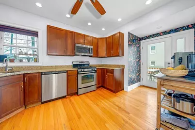 67 Bonair St, Somerville, MA 02145 - Photo 15