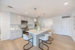 16 Boardman St, Boston, MA 02128 - Photo 3
