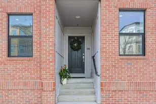 16 Boardman St, Boston, MA 02128 - Photo 23