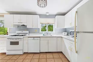 663 Wareham St, Middleborough, MA 02346 - Photo 15