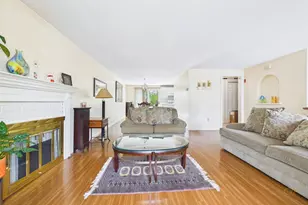 663 Wareham St, Middleborough, MA 02346 - Photo 7