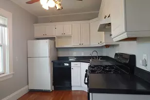 16 Walker St, Newton, MA 02460 - Photo 3