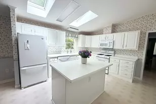 7808 Island Dr, Middleborough, MA 02346 - Photo 11