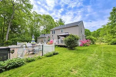 11 Brooke Haven Dr, Rutland, MA 01543 - Photo 3